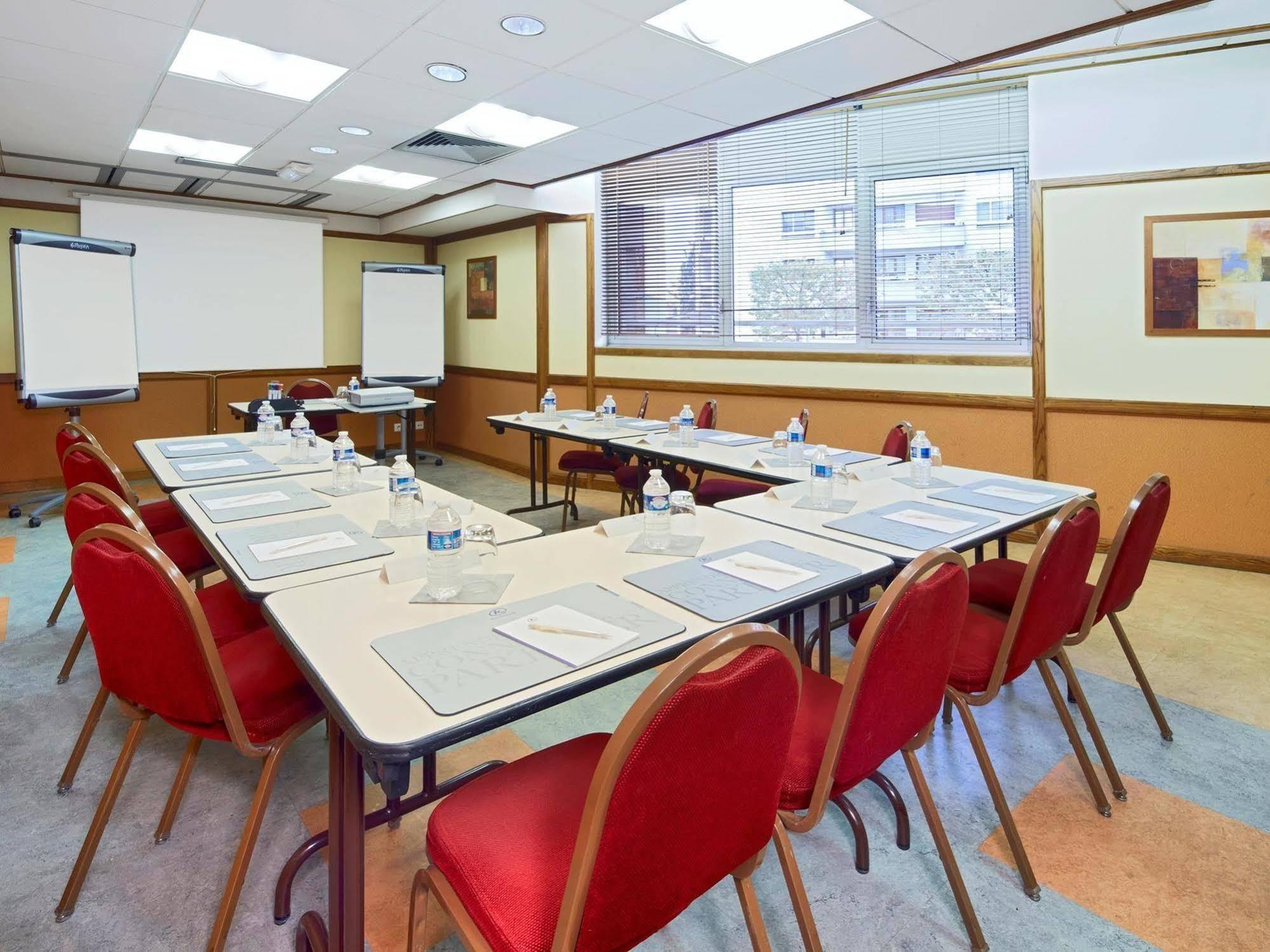 ทิวลิป เรสซิเดนซ์ จอยน์วิล-เลอ-ปงต์ Hotel จวนวิลล์-เลอ-พอนต์ ภายนอก รูปภาพ